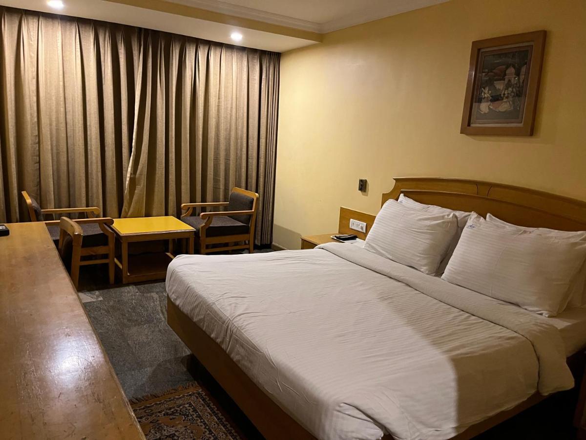 Asr Guesthouse Tirupati Exteriör bild